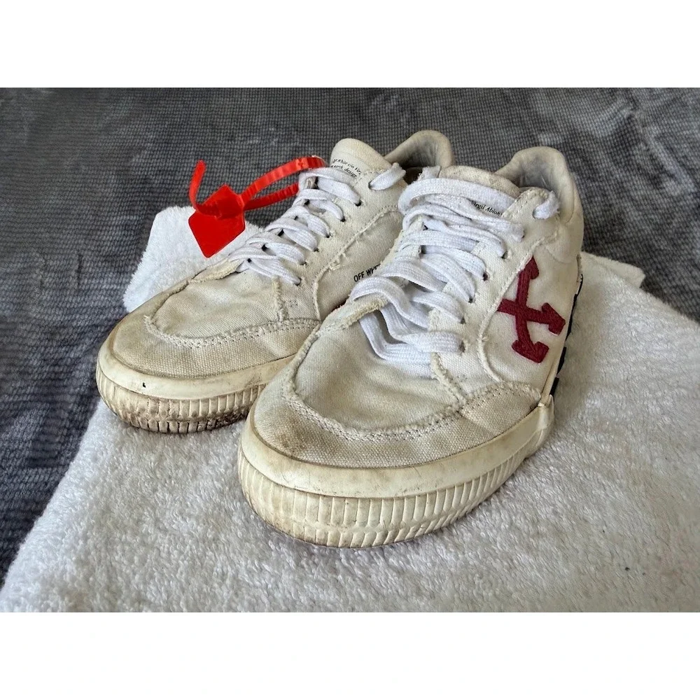 Off-White off white